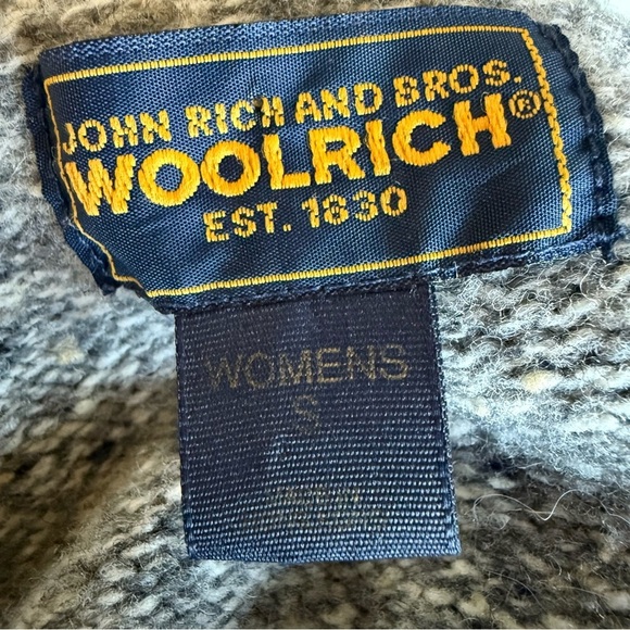 Woolrich Women’s Gray Merino Wool Cardigan Sweater S Snowman Embroidered Winter - Picture 10 of 12